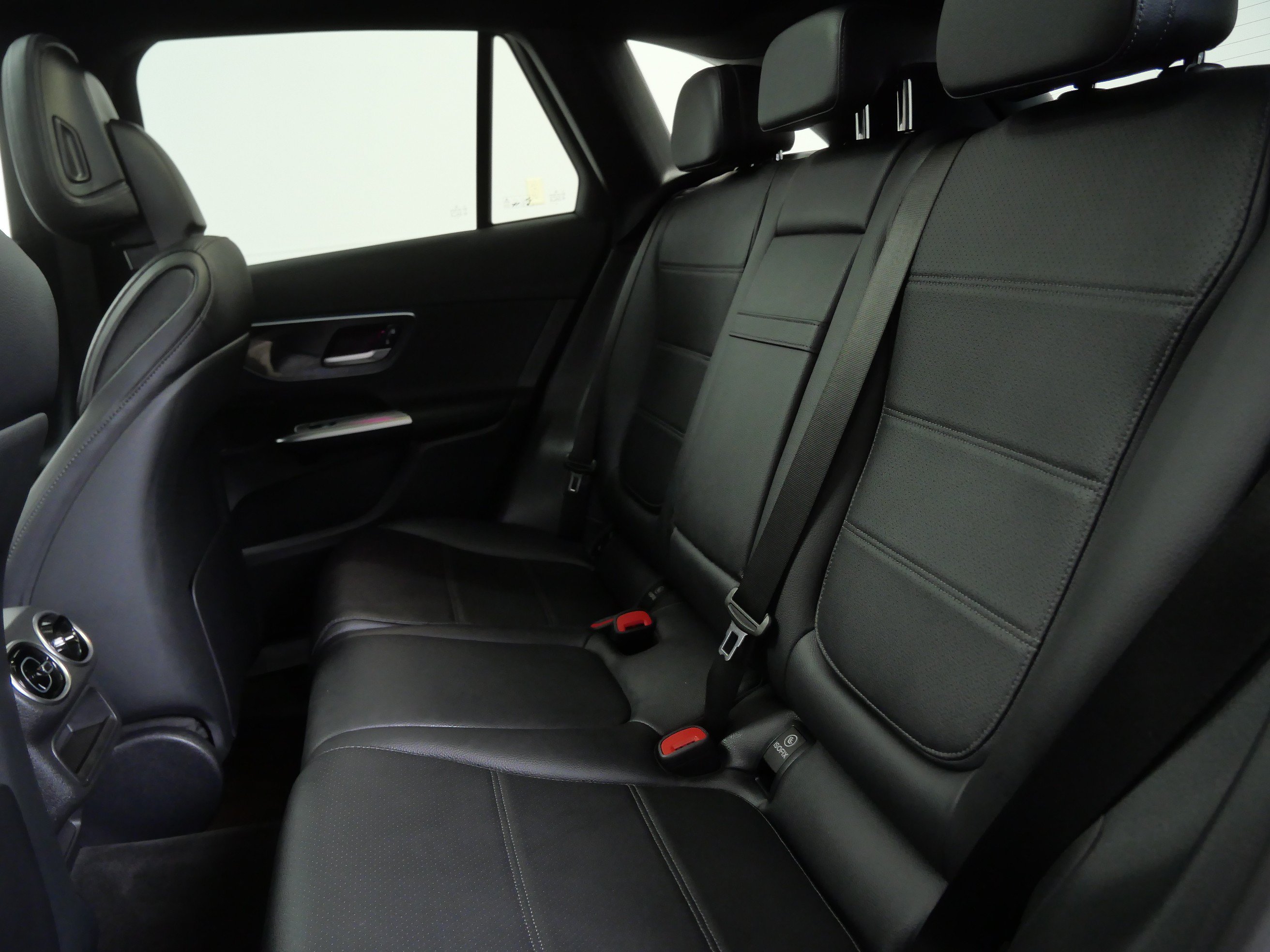 Certified 2026 Mercedes-Benz GLC 300 4MATIC image 17