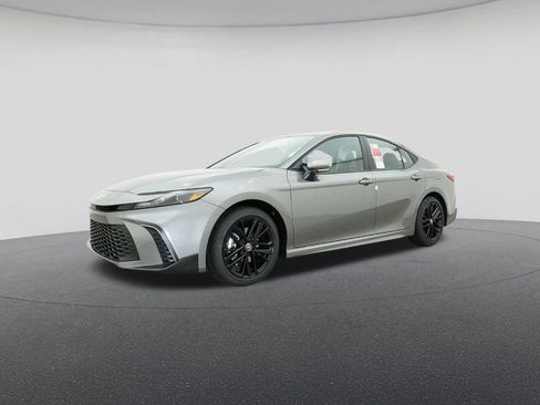 New 2026 Toyota Camry SE image 17