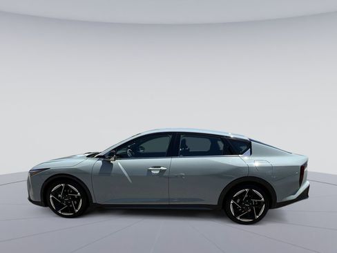Used 2025 Kia K4 GT-Line FWD image 3