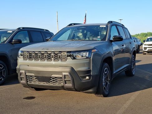 New 2026 Jeep Cherokee Laredo AWD/4WD image 3