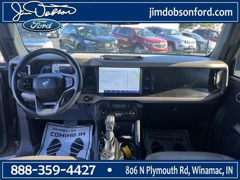 Used 2023 Ford Bronco Wildtrak image 2