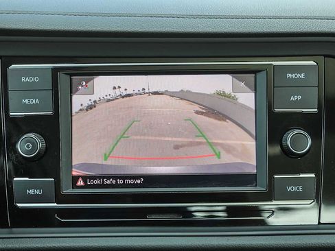 Used 2024 Volkswagen Jetta SE image 23