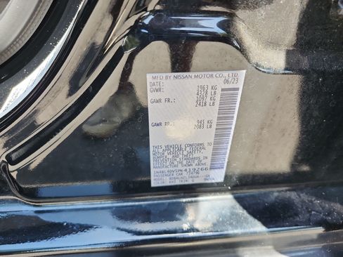 Used 2023 Nissan Altima 2.5 SV FWD image 23