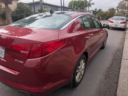 Used 2013 Kia Optima EX w/ Premium Pkg image 5