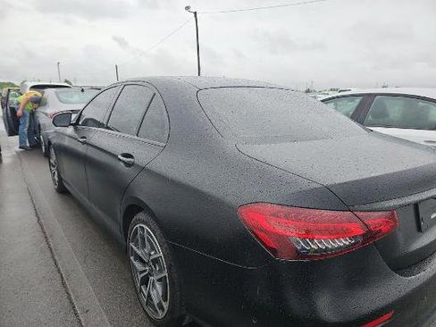 Used 2021 Mercedes-Benz E 350 Sedan w/ Premium Package image 4