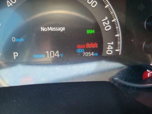 Used 2025 Toyota RAV4 XLE w/ Convenience Package FWD image 18