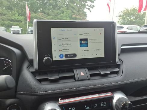 Used 2025 Toyota RAV4 XLE w/ Convenience Package FWD image 18