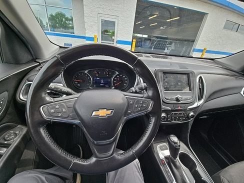Used 2019 Chevrolet Equinox LT AWD/4WD image 14
