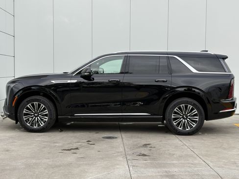 New 2026 Cadillac Escalade IQL Luxury image 4