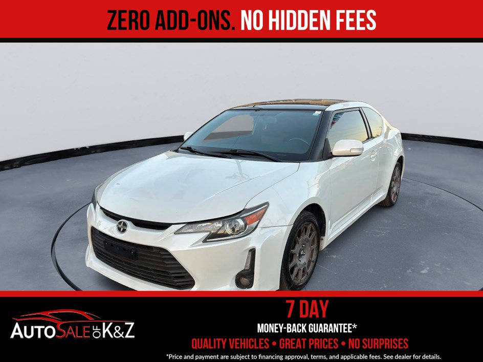 Used 2015 Scion tC FWD image 4