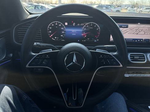 Used 2024 Mercedes-Benz GLE 350 4MATIC image 18
