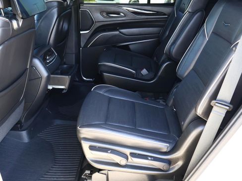 Used 2021 Cadillac Escalade Sport w/ Driver Assist Tech Package image 29