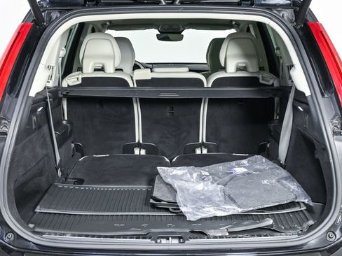 Certified 2024 Volvo XC90 B6 Plus w/ Protection Package Premier AWD/4WD image 33
