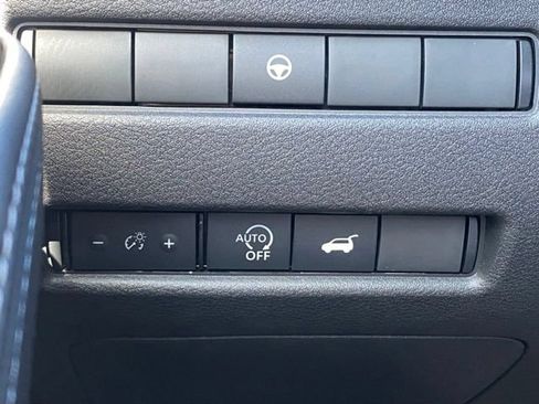 New 2026 Nissan Rogue Platinum AWD/4WD image 14