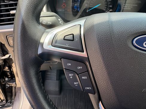 Used 2021 Ford Edge SEL w/ Convenience Package AWD/4WD image 13