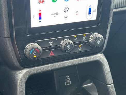 Used 2024 Ford Ranger XLT w/ Trailer Tow Package AWD/4WD image 19