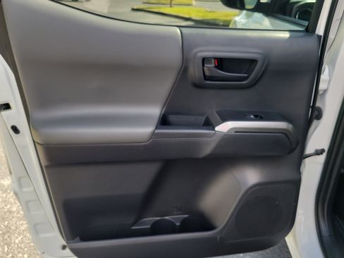 Certified 2023 Toyota Tacoma SR5 w/ Technology Package image 12