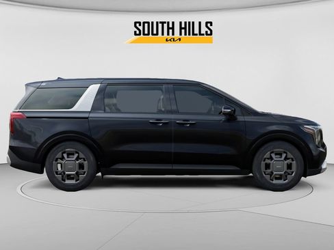 New 2026 Kia Carnival EX FWD image 7