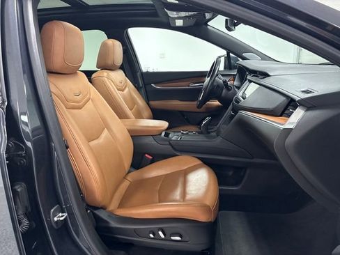 Used 2022 Cadillac XT5 Premium Luxury image 20