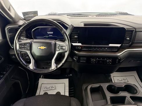 Used 2024 Chevrolet Silverado 2500 LT image 22
