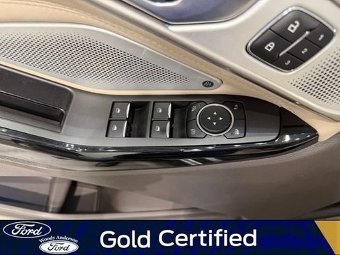 Certified 2024 Ford Explorer Platinum w/ Technology Package AWD/4WD image 22