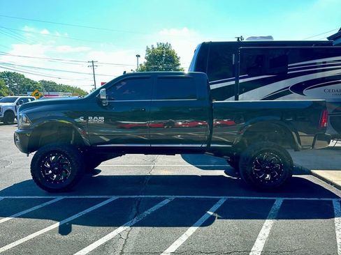 Used 2018 RAM 2500 Limited image 5