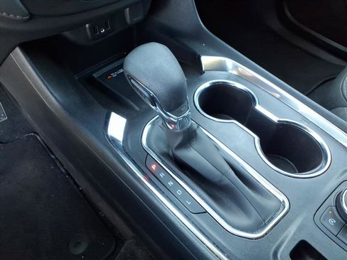 Certified 2023 Chevrolet Traverse LT image 14