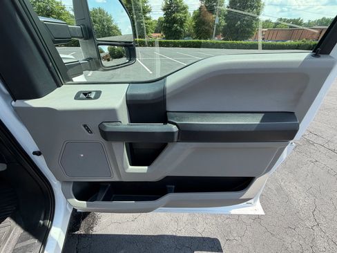 Used 2019 Ford F350 XL w/ Power Equipment Group RWD image 23