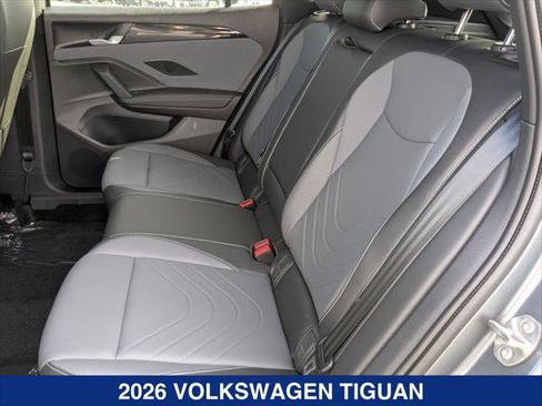 New 2026 Volkswagen Tiguan SE R-Line FWD image 16