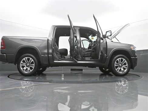 Used 2024 RAM 1500 Limited w/ Body Color Bumper Group image 61