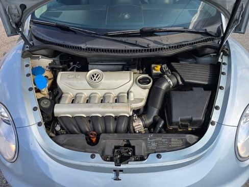 Used 2010 Volkswagen Beetle Convertible FWD image 19