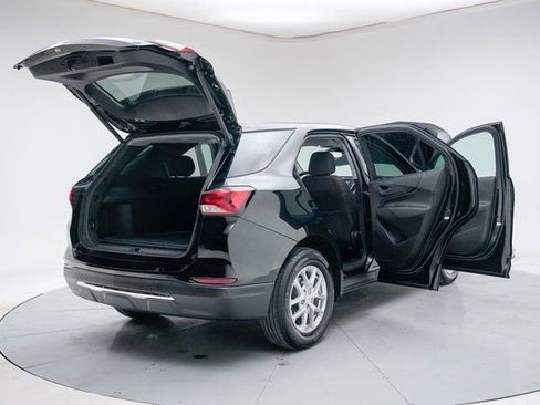 Used 2024 Chevrolet Equinox LT w/ LPO, Floor Liner Package image 21