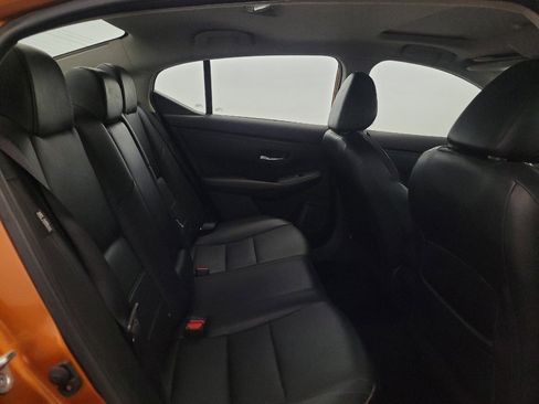 Used 2022 Nissan Sentra SR w/ SR Premium Package FWD image 19