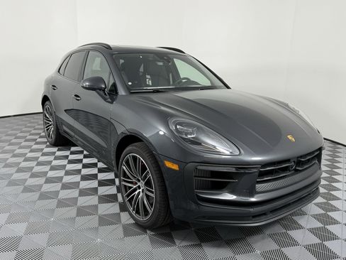 New 2025 Porsche Macan S image 7