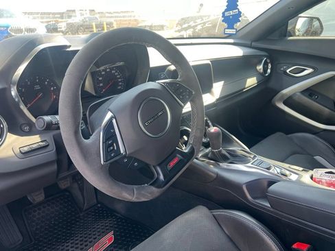 Used 2024 Chevrolet Camaro SS RWD image 13