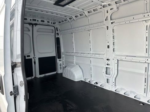 New 2026 RAM ProMaster 2500 w/ Convenience Group image 14