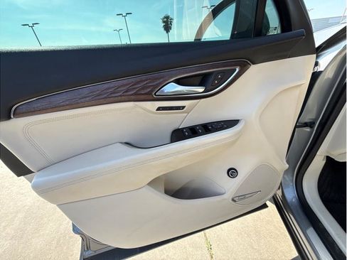 Used 2021 Buick Envision Avenir FWD image 11