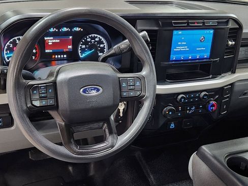 Used 2023 Ford F250 XL image 42
