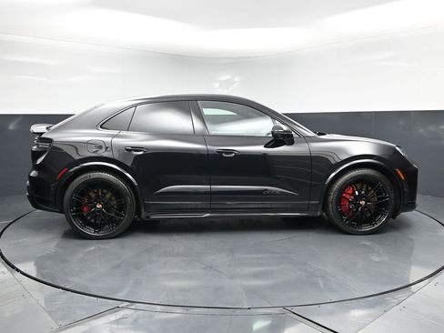 New 2026 Porsche Macan GTS Electric AWD/4WD image 10