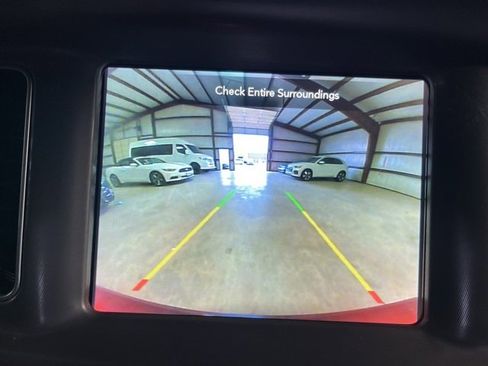 Used 2023 Dodge Charger SXT image 15