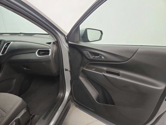 Used 2024 Chevrolet Equinox LT FWD image 25