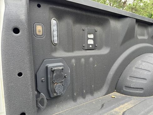 Certified 2024 Ford F350 Lariat w/ Lariat Ultimate Package image 28