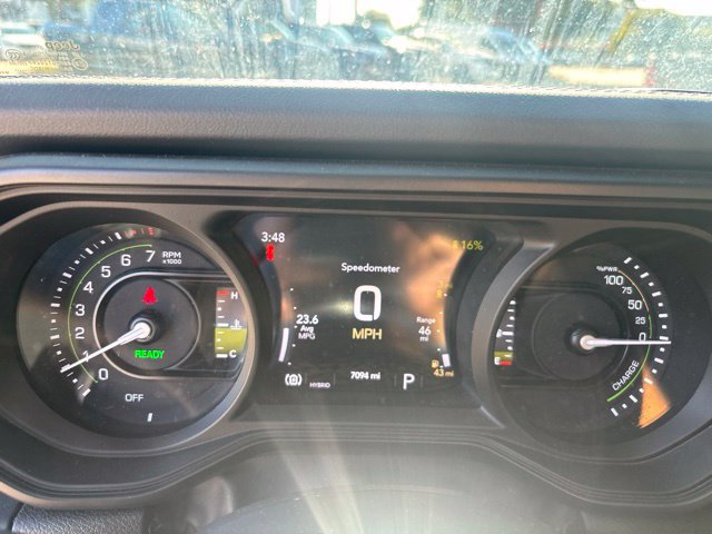 Used 2024 Jeep Wrangler High Altitude AWD/4WD image 21