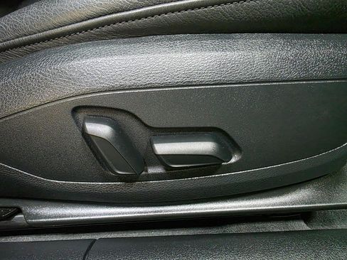 Used 2018 Audi A4 2.0T Premium Plus w/ Premium Plus Package image 26