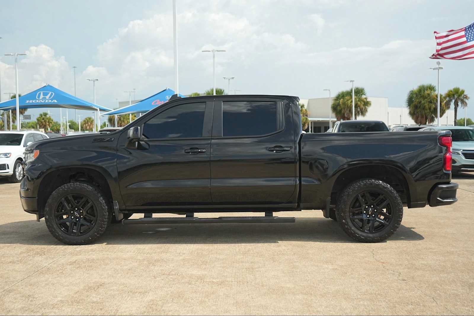 Used 2024 Chevrolet Silverado 1500 RST w/ RST All Star Premium Package AWD/4WD image 3