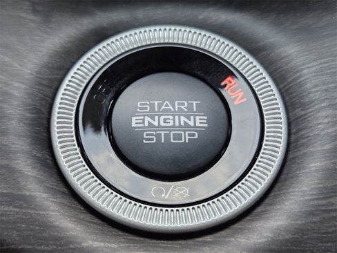 New 2025 Jeep Grand Cherokee Limited w/ Trailer Tow Package image 22