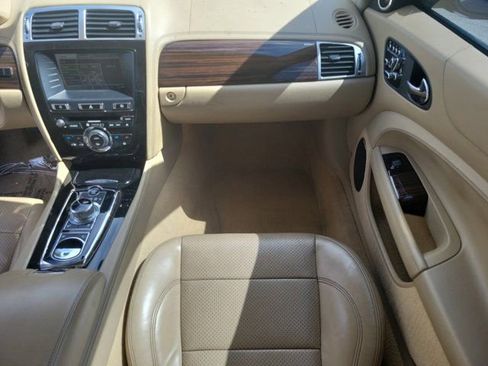 Used 2012 Jaguar XK Base image 15
