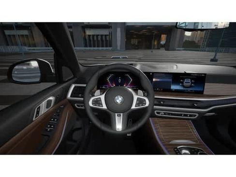 New 2026 BMW X5 xDrive40i w/ M Sport Package AWD/4WD image 13