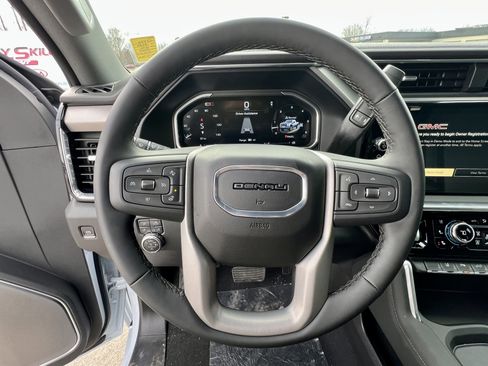 New 2026 GMC Sierra 2500 Denali w/ Denali Reserve Package image 14