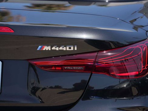 Used 2025 BMW M440i Convertible RWD image 6